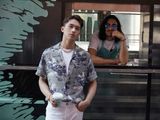 我买了一双巴黎世家什么梗